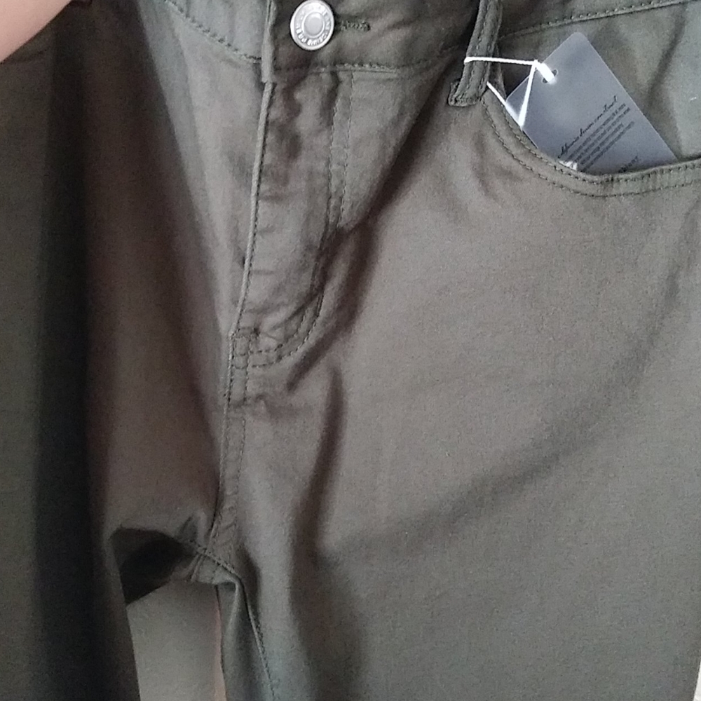 Jeans - Picture 2 of 2